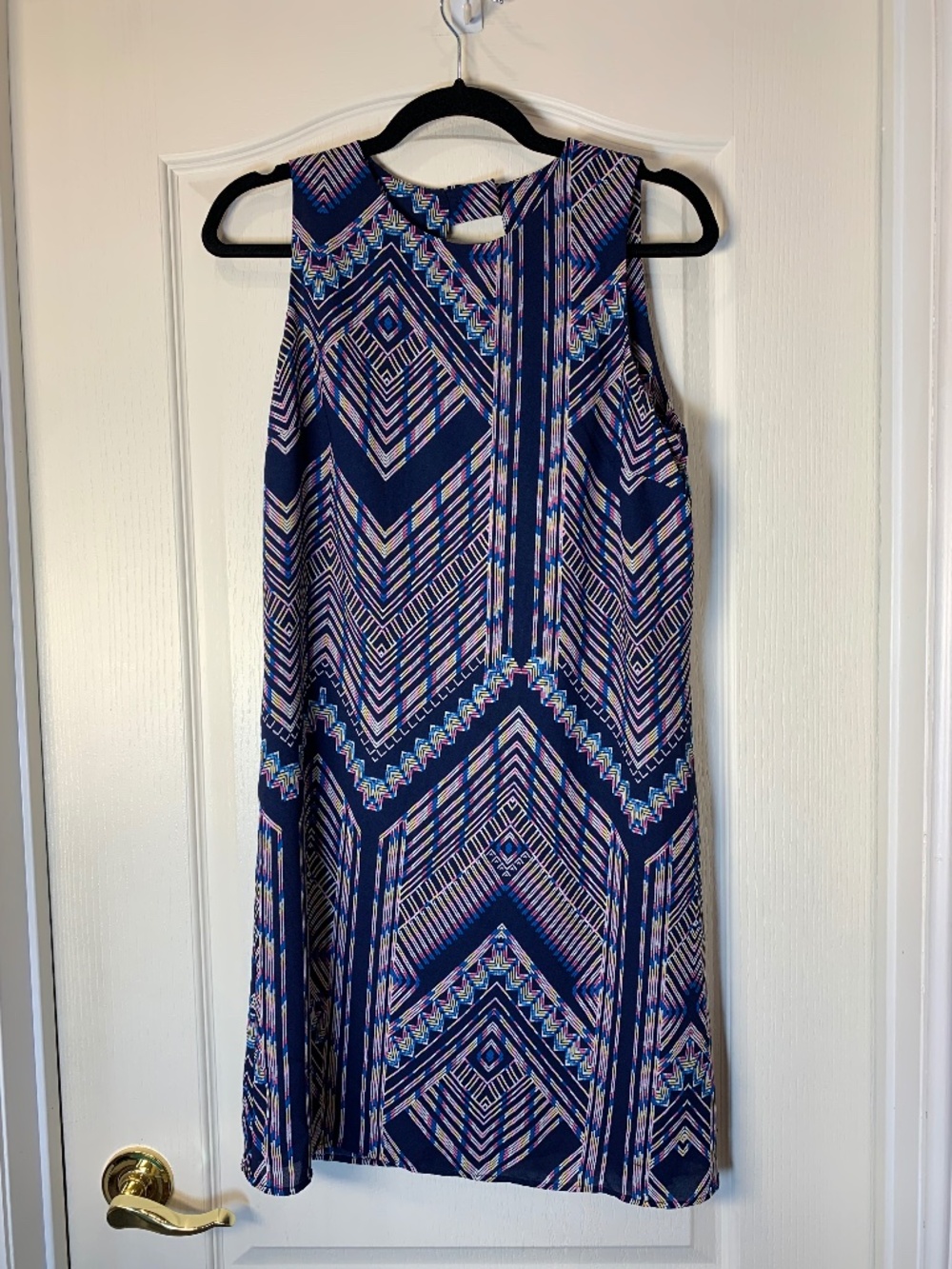 Tristan Navy Geometric Stripe Fluid Sleeveless Dress Cutout Back Made Canada 10